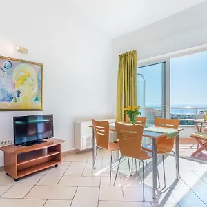https://villa-alexandra-pula.in-istria.net